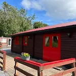 Red Squirrel Chalet *